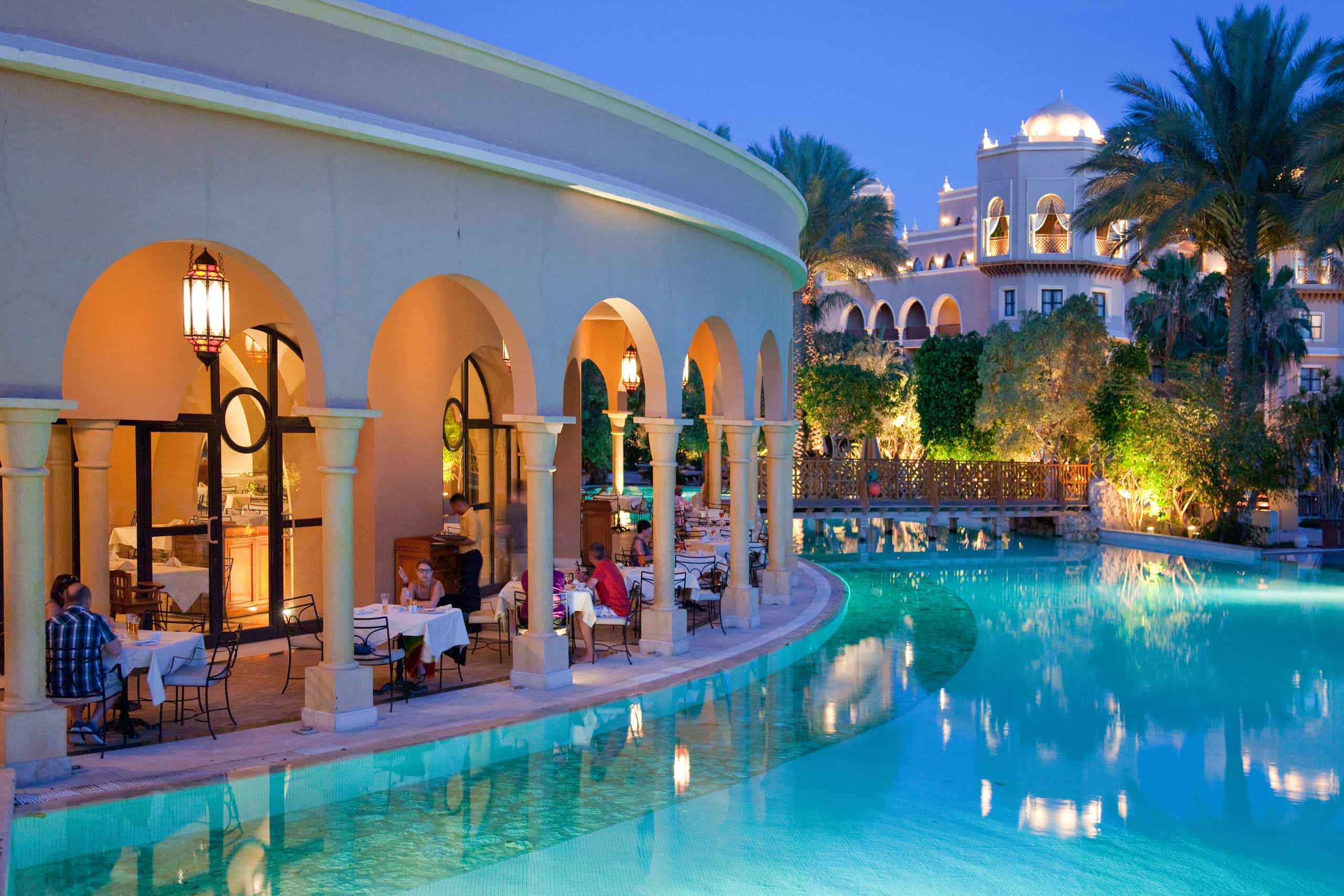  Novotel Cairo Airport 